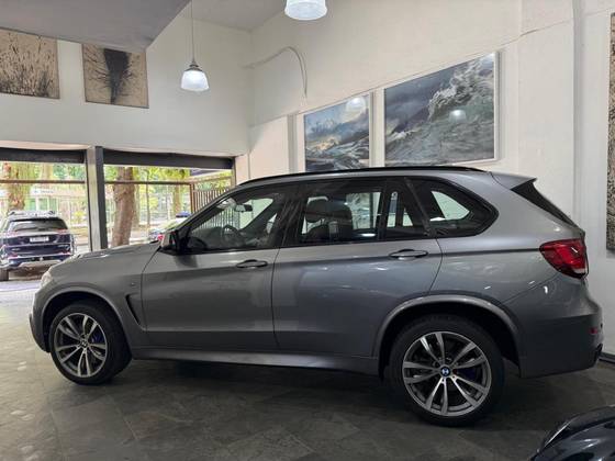 BMW X5 3.0 4X4 M50D I6 TURBO DIESEL 4P AUTOMÁTICO BMW X5 3.0 4X4 M50D I6 TURBO DIESEL 4P AUTOMÁTICO